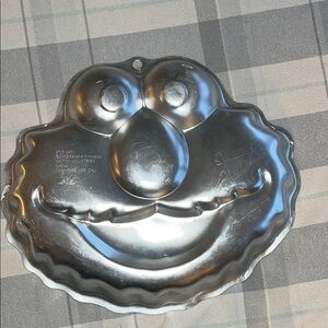 Wilton Elmo Cake Pan